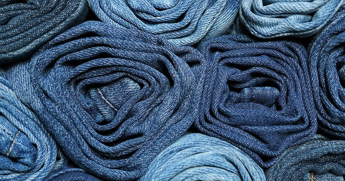 Aeropostale: Jean Fits and Rises, Hoodie Sizing and When the Deep Sales Hit