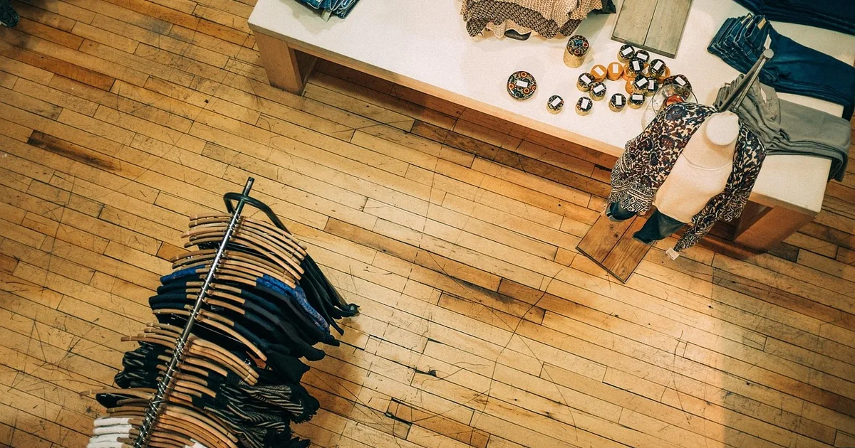 14 Conseils essentiels avant de faire du shopping Arket (2026)