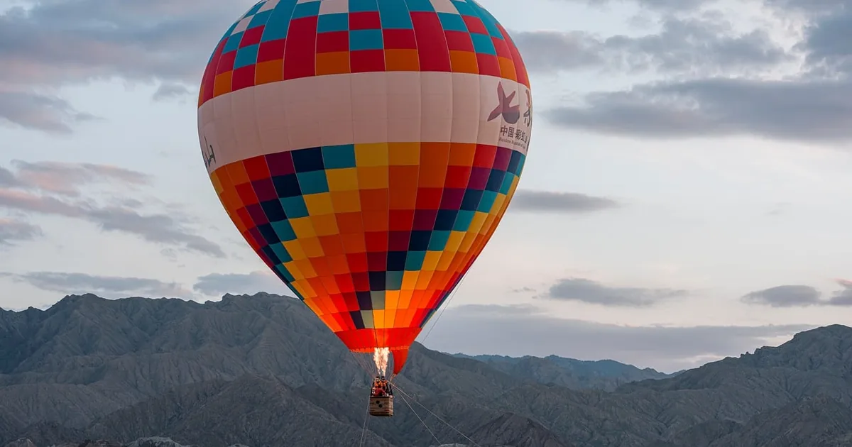CheapTickets: Hotel Codes, Flight-and-Hotel Bundles and Reading Refund Rules