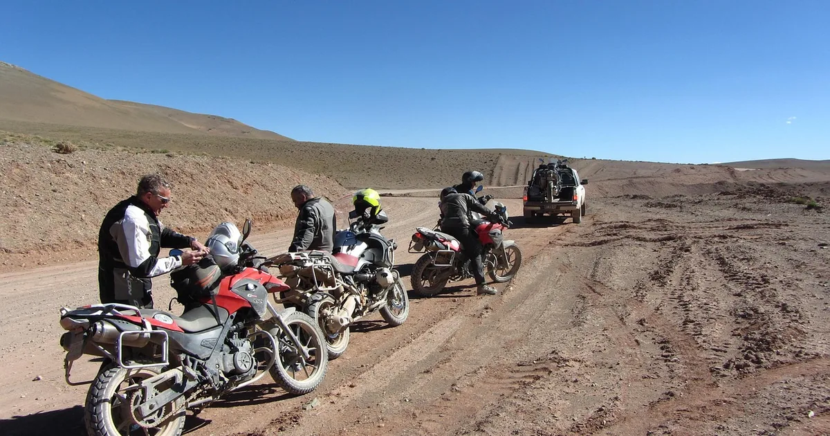 Contiki: Choosing a Trip Style, Understanding What Is Included, and When to Book 18-35 Tours